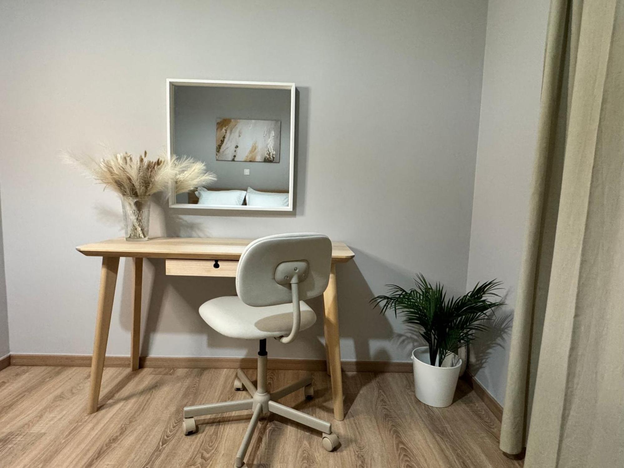 Urban Breeze Aparment 1 Apartment Athena Bagian luar foto