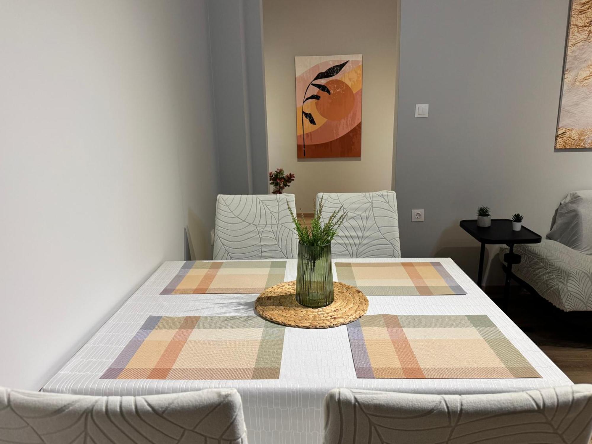 Urban Breeze Aparment 1 Apartment Athena Bagian luar foto